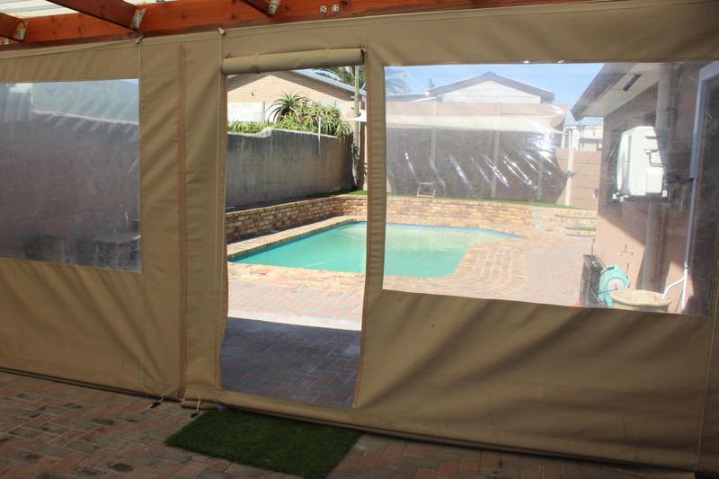3 Bedroom Property for Sale in Glen Lilly Western Cape